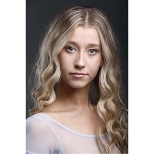 Meet your Posher, Mia